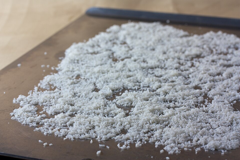 Desiccated coconut
